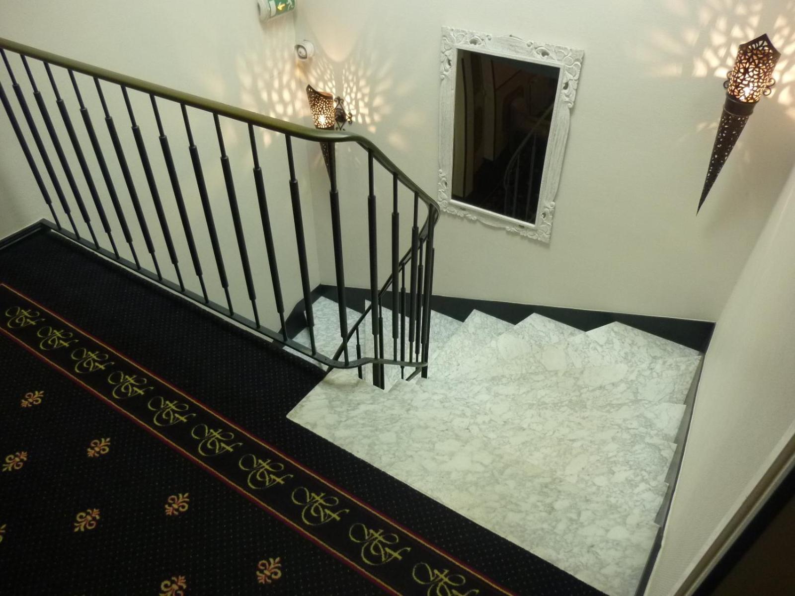 Hotel De France 베르주라크 외부 사진
