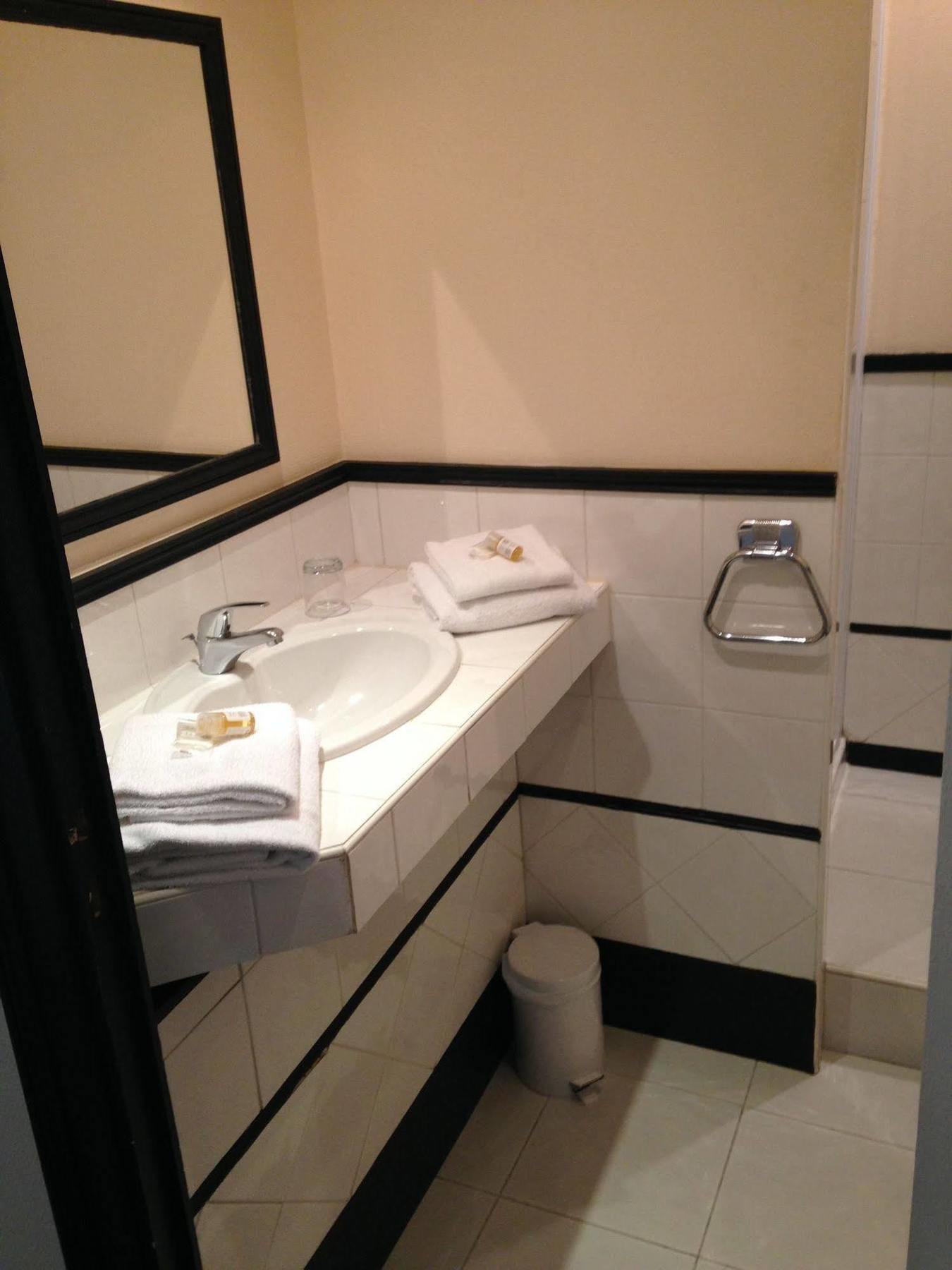 Hotel De France 베르주라크 외부 사진